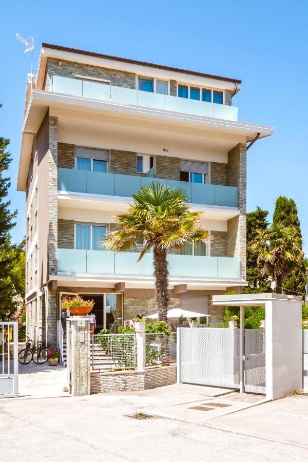 Hotel Villa Del Mare Senigallia Extérieur photo