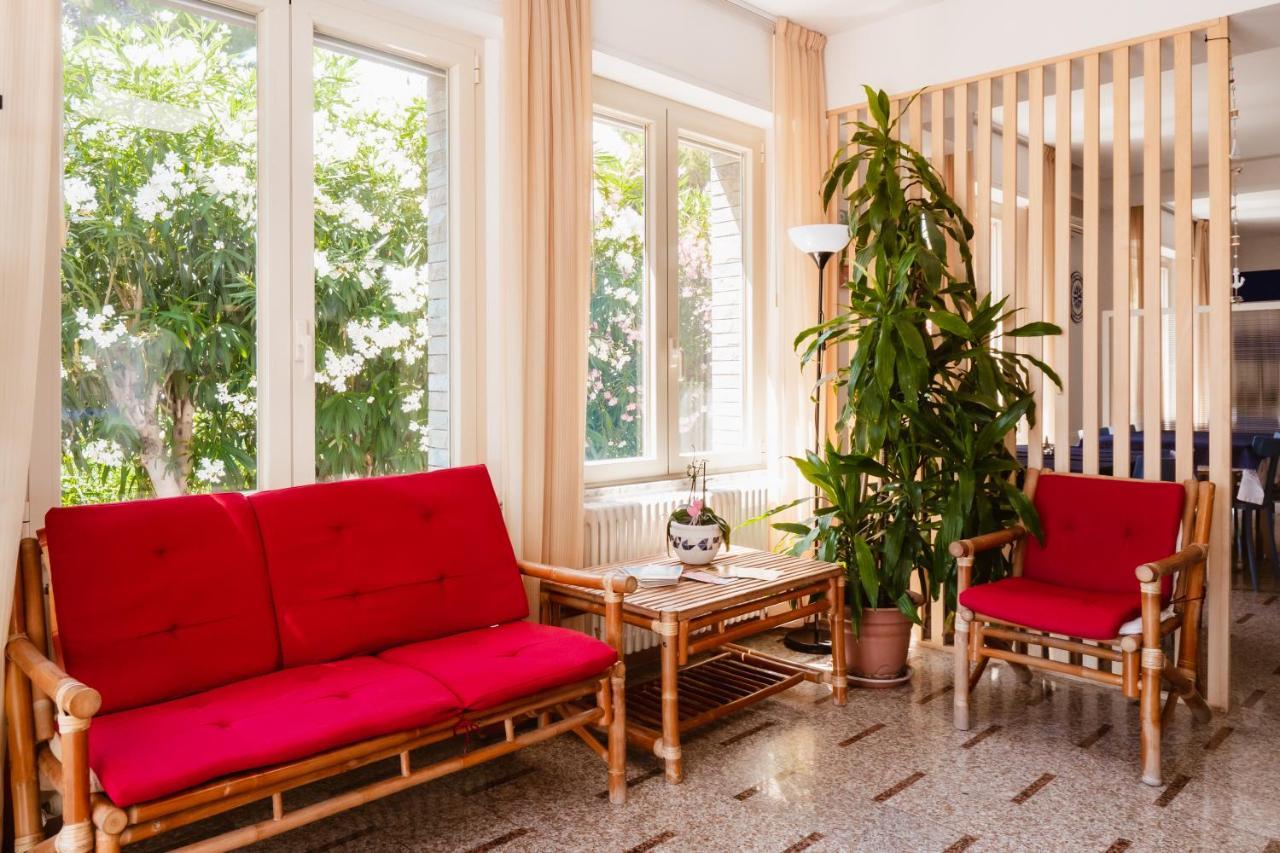 Hotel Villa Del Mare Senigallia Extérieur photo
