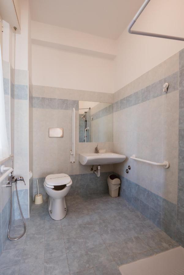 Hotel Villa Del Mare Senigallia Extérieur photo