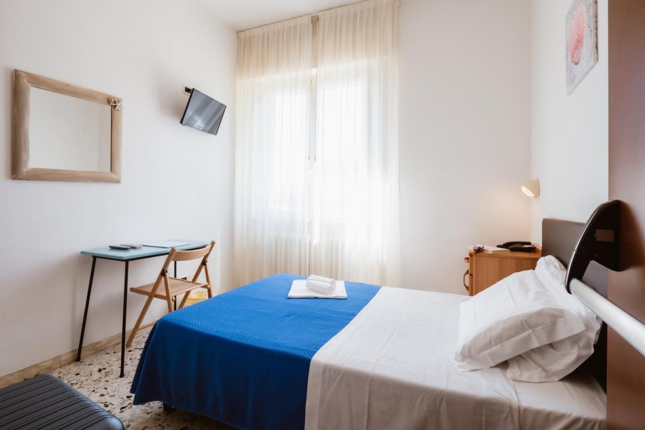 Hotel Villa Del Mare Senigallia Extérieur photo