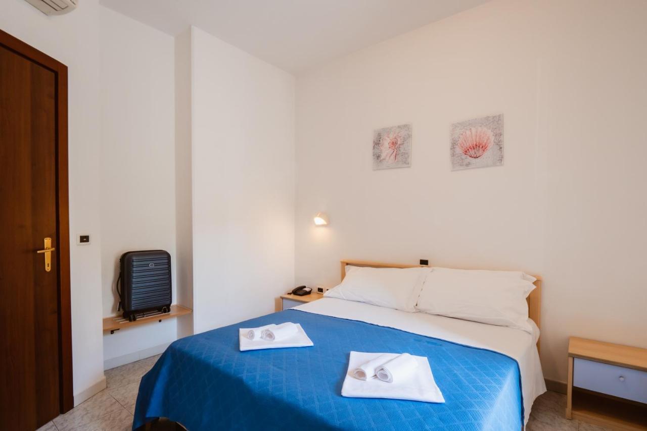 Hotel Villa Del Mare Senigallia Extérieur photo