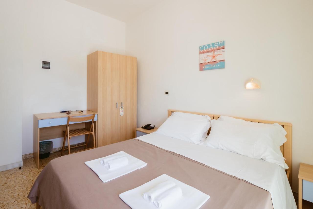 Hotel Villa Del Mare Senigallia Extérieur photo